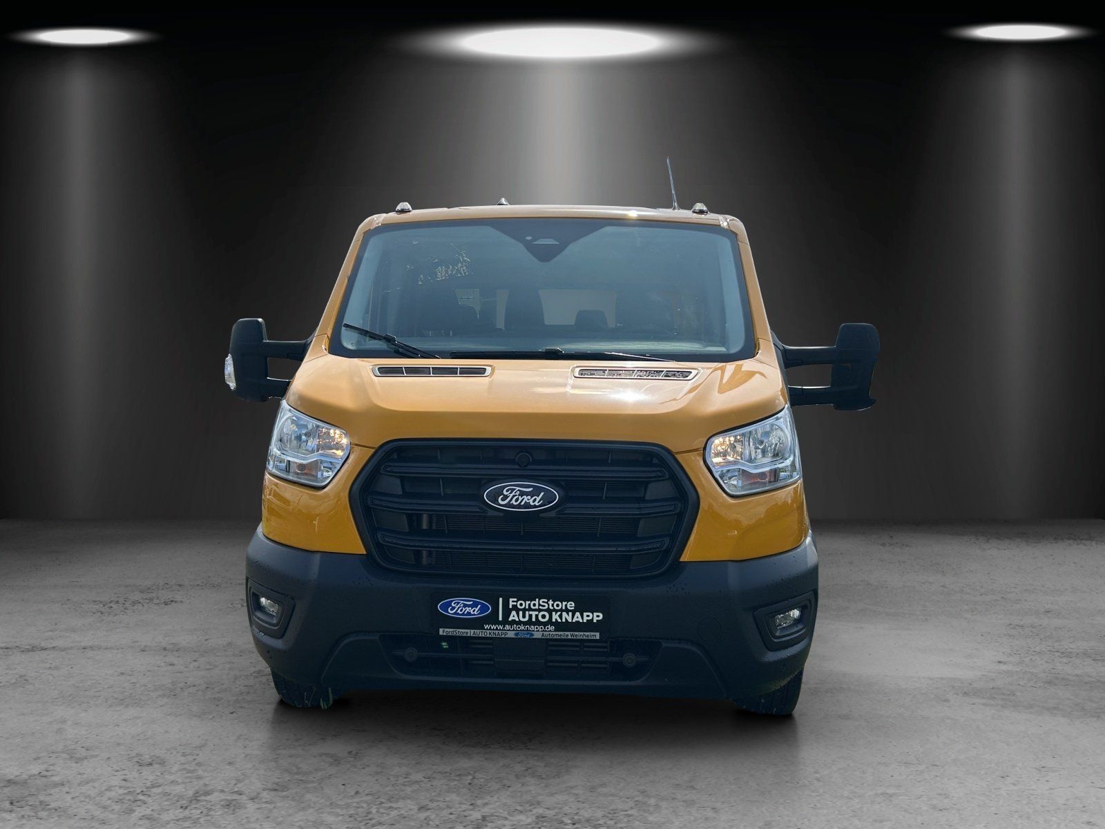 Fahrzeugabbildung Ford Transit DOKA Pritsche 350L2 Sonderfarbe GJR Tach