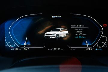 BMW 330 - 11