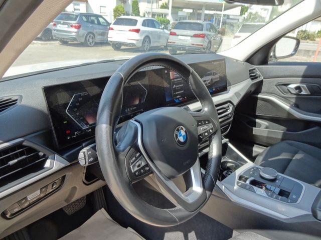 Fahrzeugabbildung BMW 318d/1.Hd/Widesreen/LED/Navi/SitzH/TopZustand