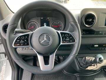 Fahrzeugabbildung Mercedes-Benz Sprinter III  317 CDI L3H2/ RWD/AWD