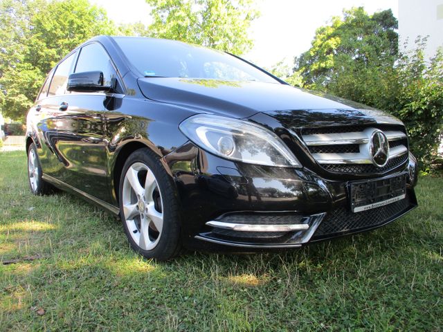 Mercedes-Benz B 180 B -Klasse Topgepflegt Service neu