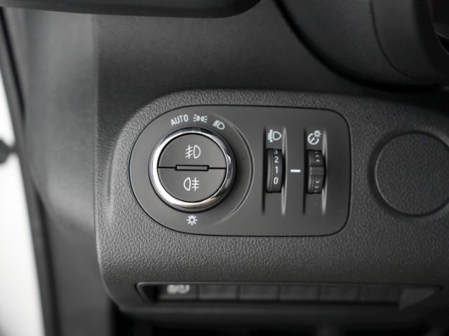 Combo E CARGO EDITION+NAVI+PARKPILOT HIN.+AHK+KE