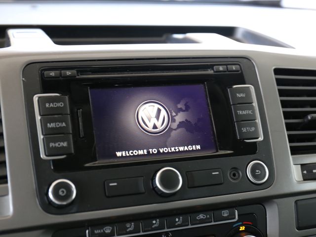 Volkswagen T5 Multivan 2.0TDI 103KW DSG NAVI STANDHZG SIDE