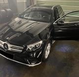 Mercedes-Benz GLC 300 4MATIC AMG Line Autom. AMG Line - Mercedes-Benz GLC 300 Gebrauchtwagen in Stuttgart