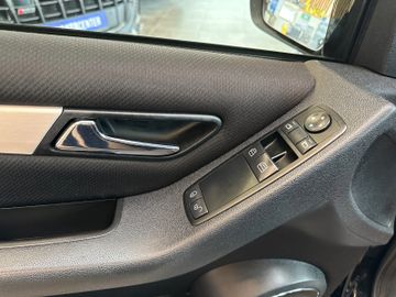 Mercedes-Benz B 200 *Panoramadach*Klimaanlage*elek.Fensterh.*