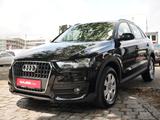 Audi Q3 2.0 TFSI Quattro*KEYLESS*NAVI*AUT* - Audi Q3 mit Benzin-Antrieb: Geländewagen, 2.0