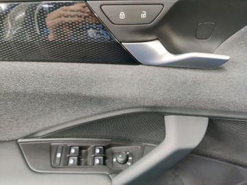 Volkswagen Tiguan - 10