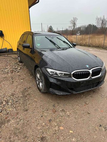 BMW 318d Touring Sport Line