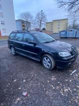 Opel Astra Caravan - Opel Astra aus 2000 mit Diesel-Antrieb