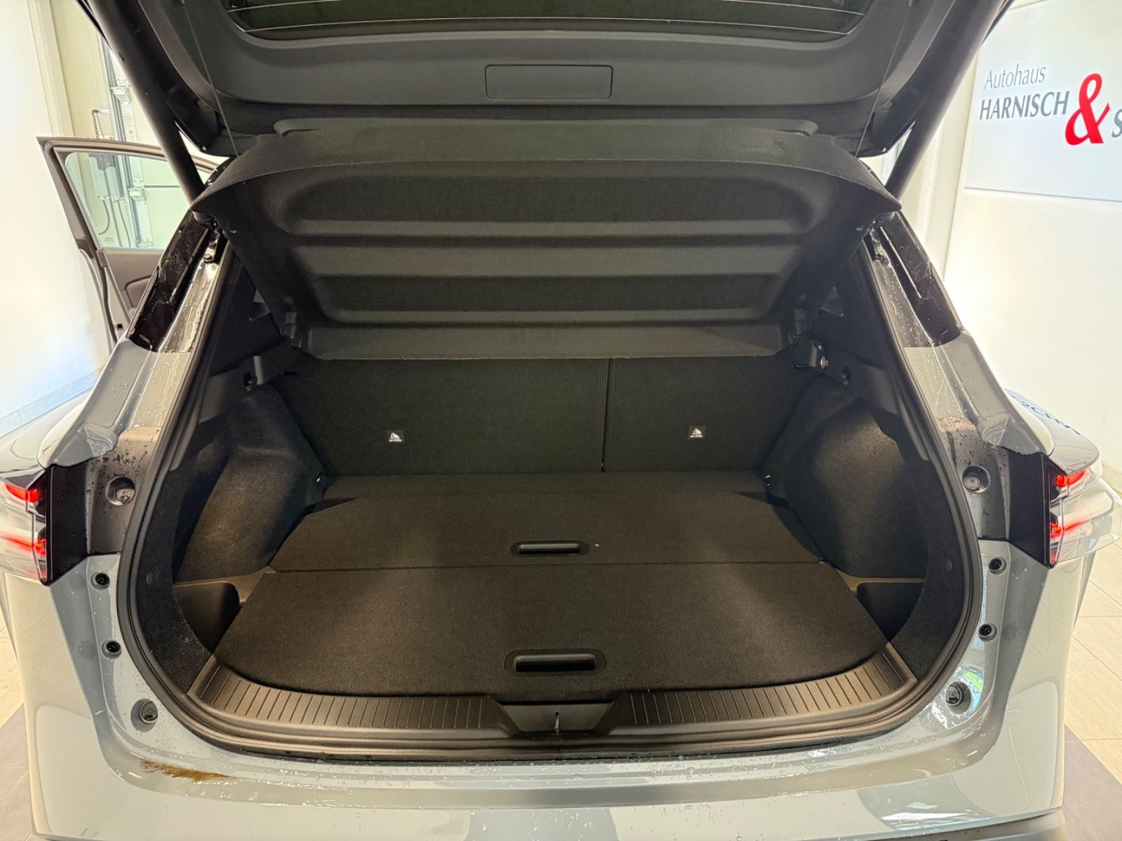 Fahrzeugabbildung Nissan Qashqai N-Connecta MHEV MT - Winter-,Komfort-Pa.