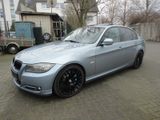 BMW 335i  KLiMATRONiC-- LEDER--NAVi--elSSD--XENON - BMW 335 in Essen