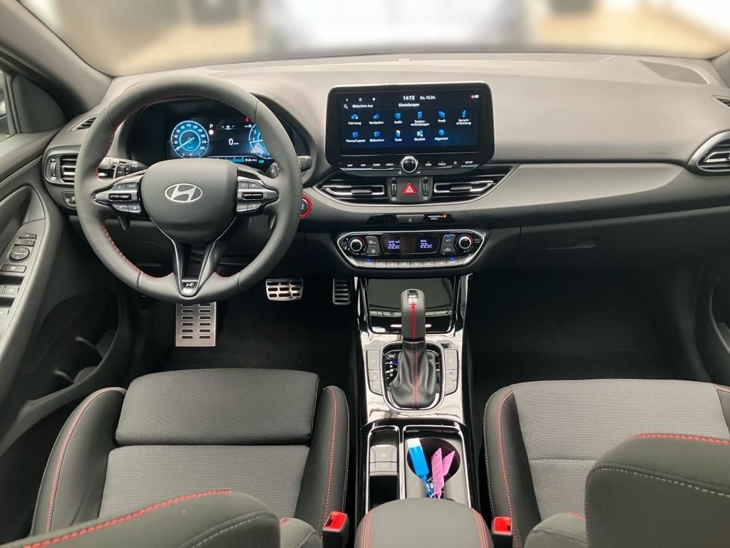 Fahrzeugabbildung Hyundai i30 1,5 T-GDi N-LINE 7-DCT Pano 2xKlima Navi