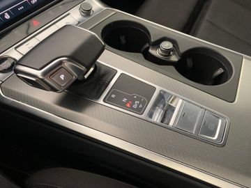 Audi A6 - 12