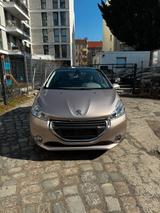Peugeot 208 Allure SHZ*Pano*PDC - Peugeot Gebrauchtwagen von 2012
