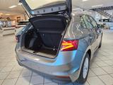 Skoda Fabia Selection Climatr,Kamera,SHZ,Tempomat,Alu - : Schaltgetriebe