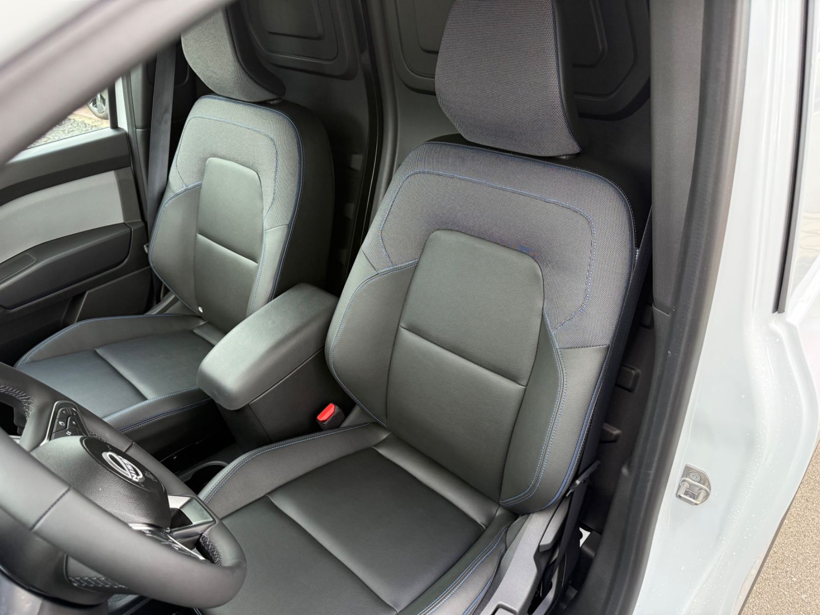 Fahrzeugabbildung Nissan Townstar Kastenwagen L2 2,3t N-Connecta