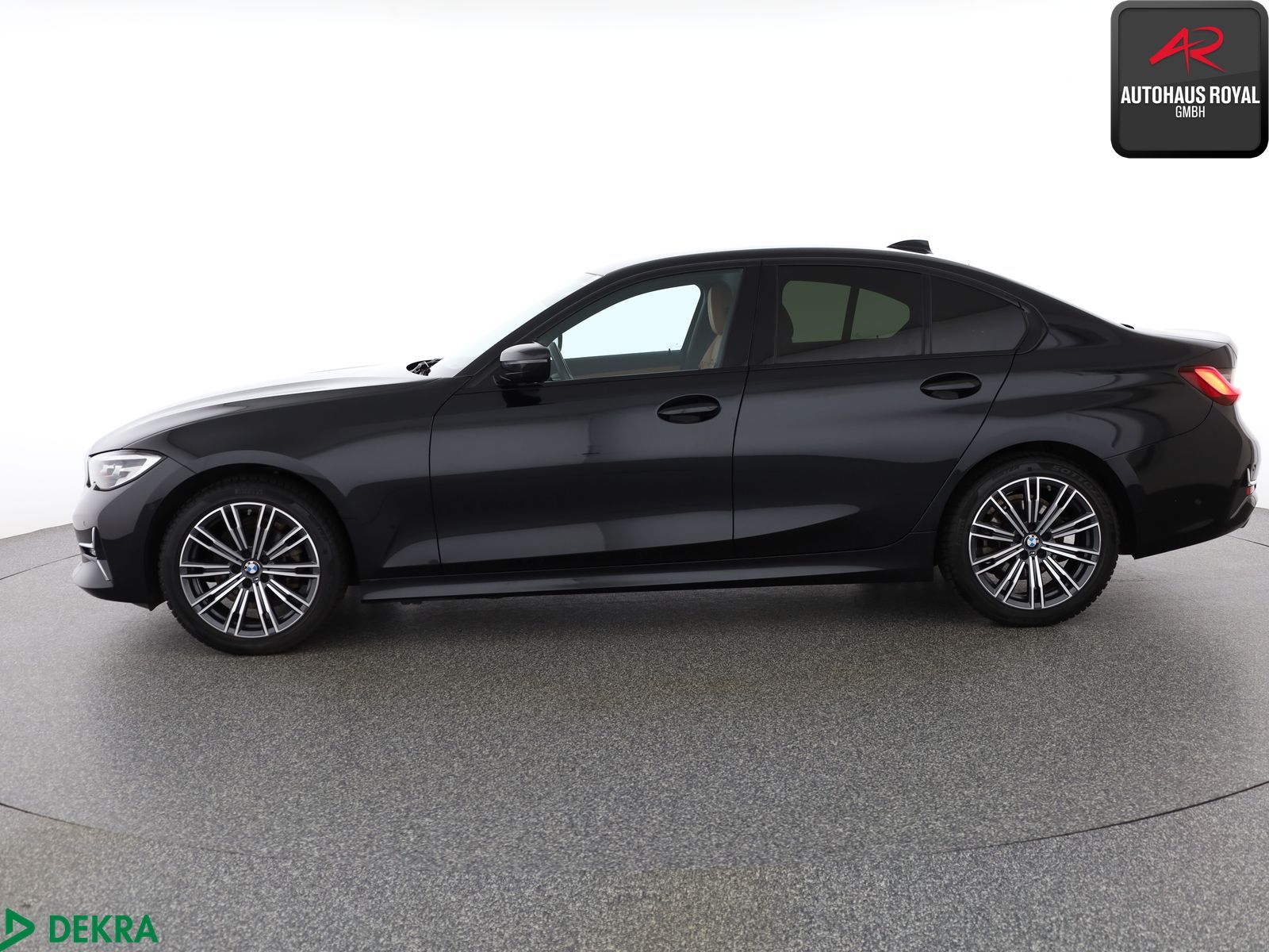 BMW 318 d LUXURY LINE SHADOW KAMERA,CARPLAY,HIFI,1HD foto 2