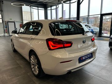 BMW 118 i Edition Sport Line Shad*LED*Navi*Leder*