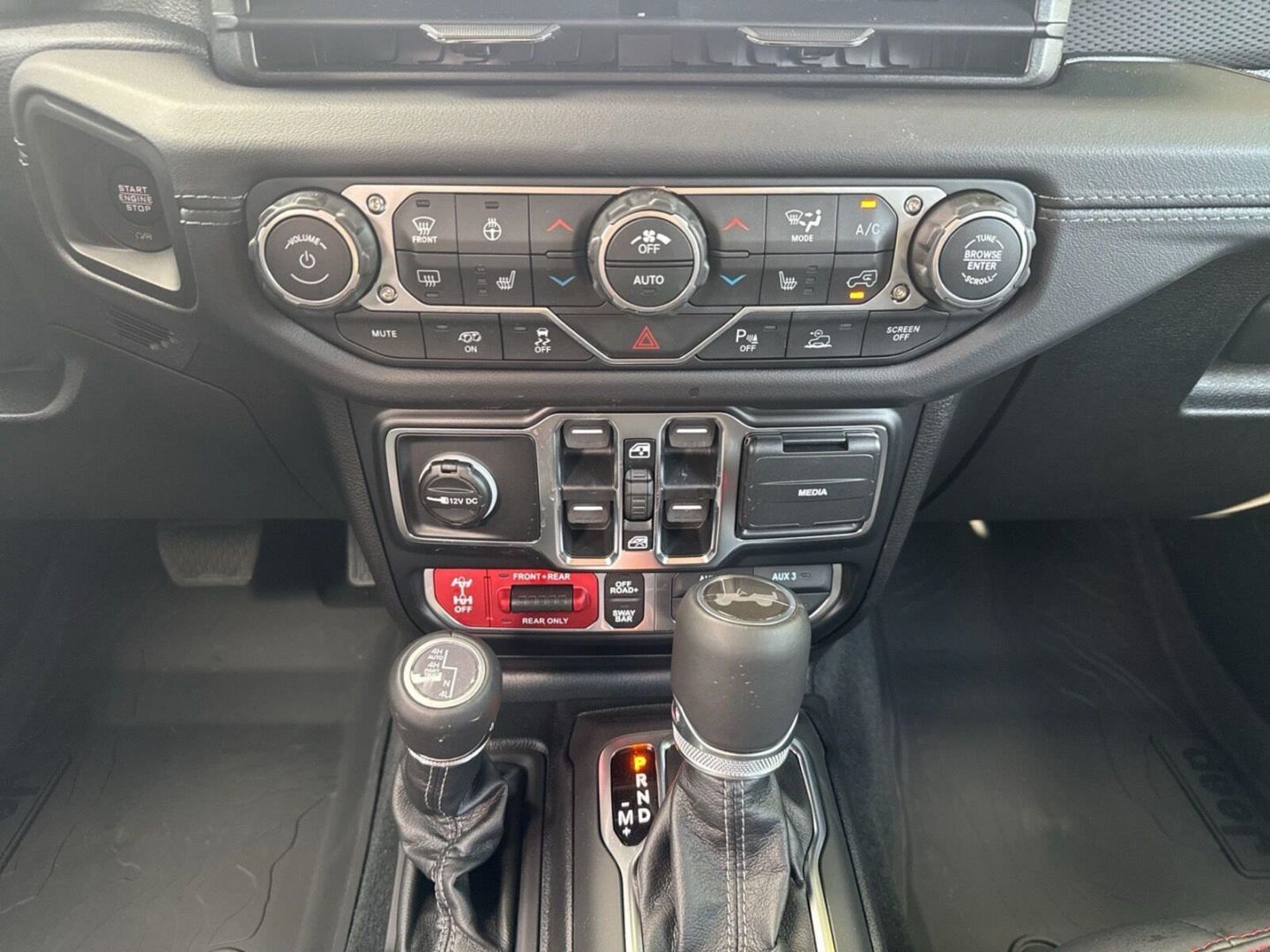 Fahrzeugabbildung Jeep Wrangler JL Rubicon MOAB 392 6,4 V8 MY26 Sky One