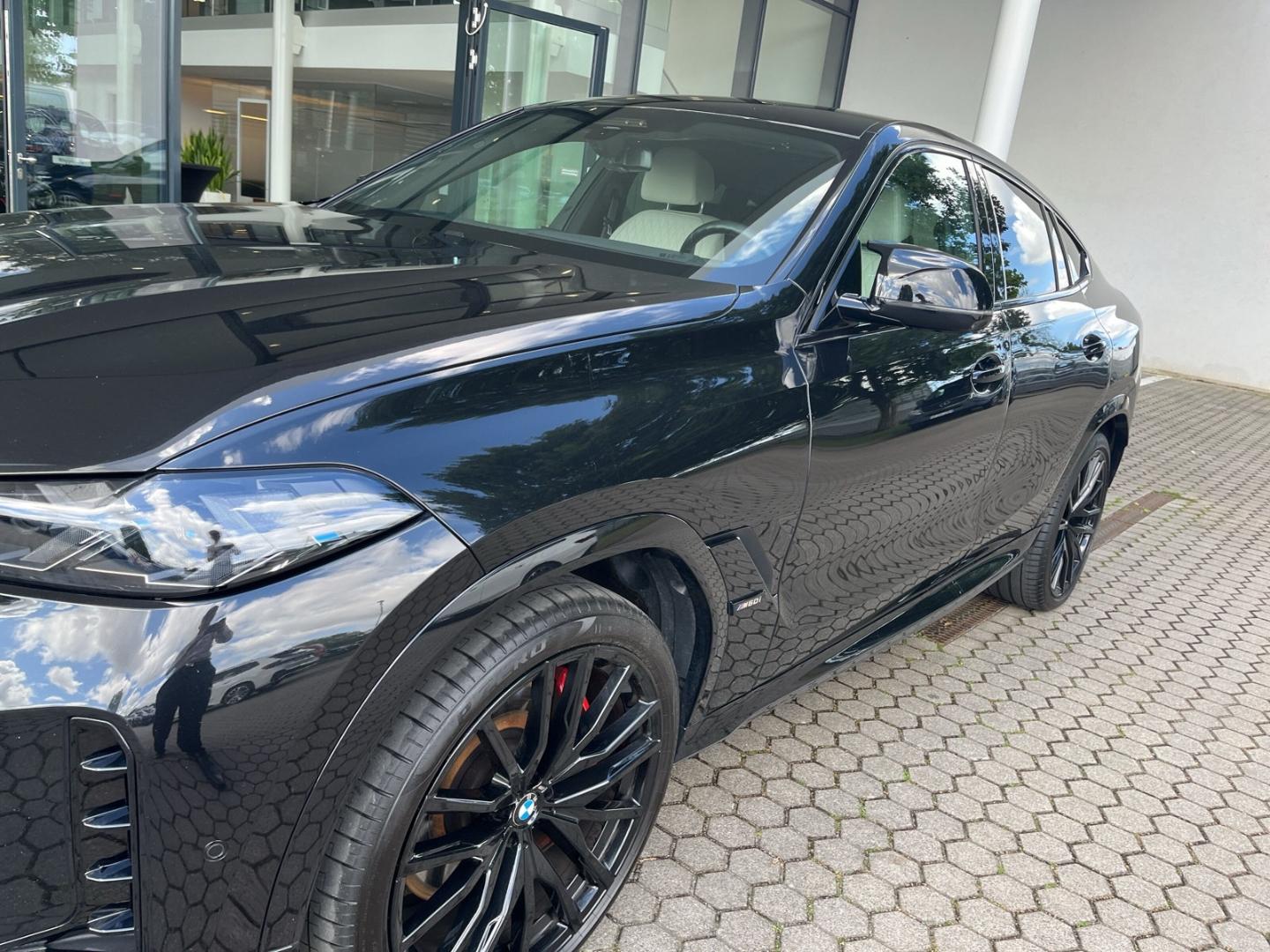 BMW X6 M60 i xDrive/M Sport Pro/StandHZG/AHK/Leder