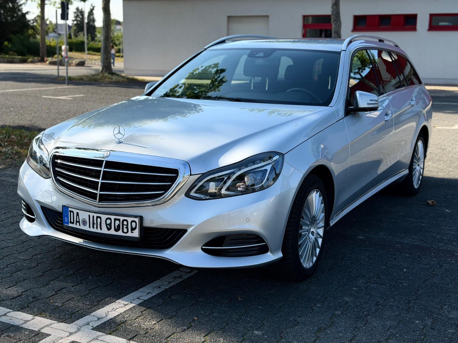 Mercedes-Benz E 220 BlueTEC T Automatik