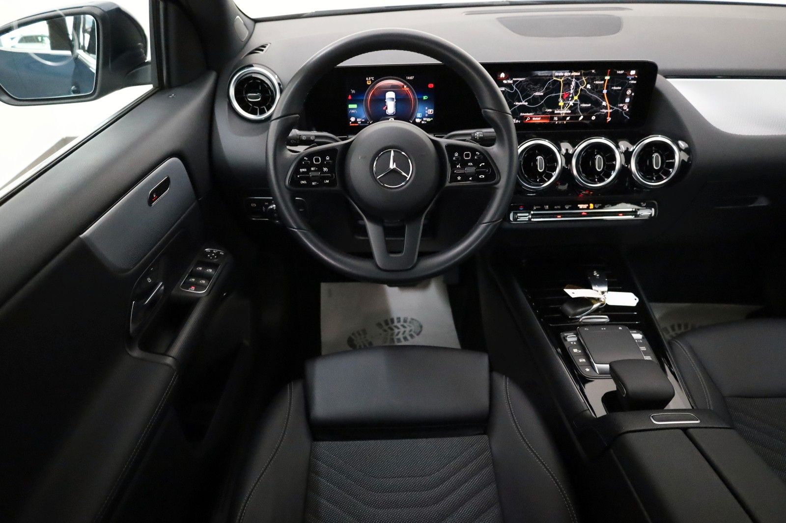 Fahrzeugabbildung Mercedes-Benz GLA 250 e Style ,T.Leder,Navi,LED,SH,Kamera