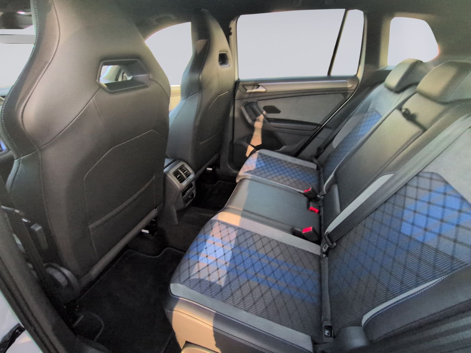 Tiguan R MATRIX+DCC+ACC+SHZ