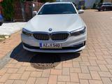 BMW 540d xDrive Touring A - - BMW 540: Weiß