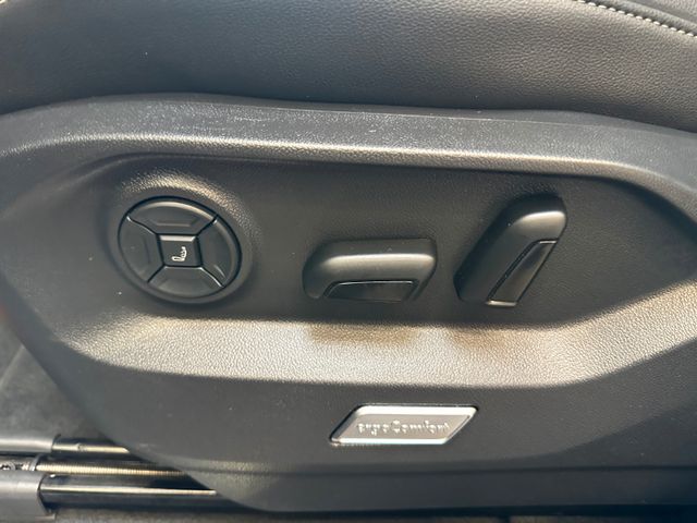 Volkswagen Touareg 4Motion eHybrid *1.Hand*HeadUP*Voll*