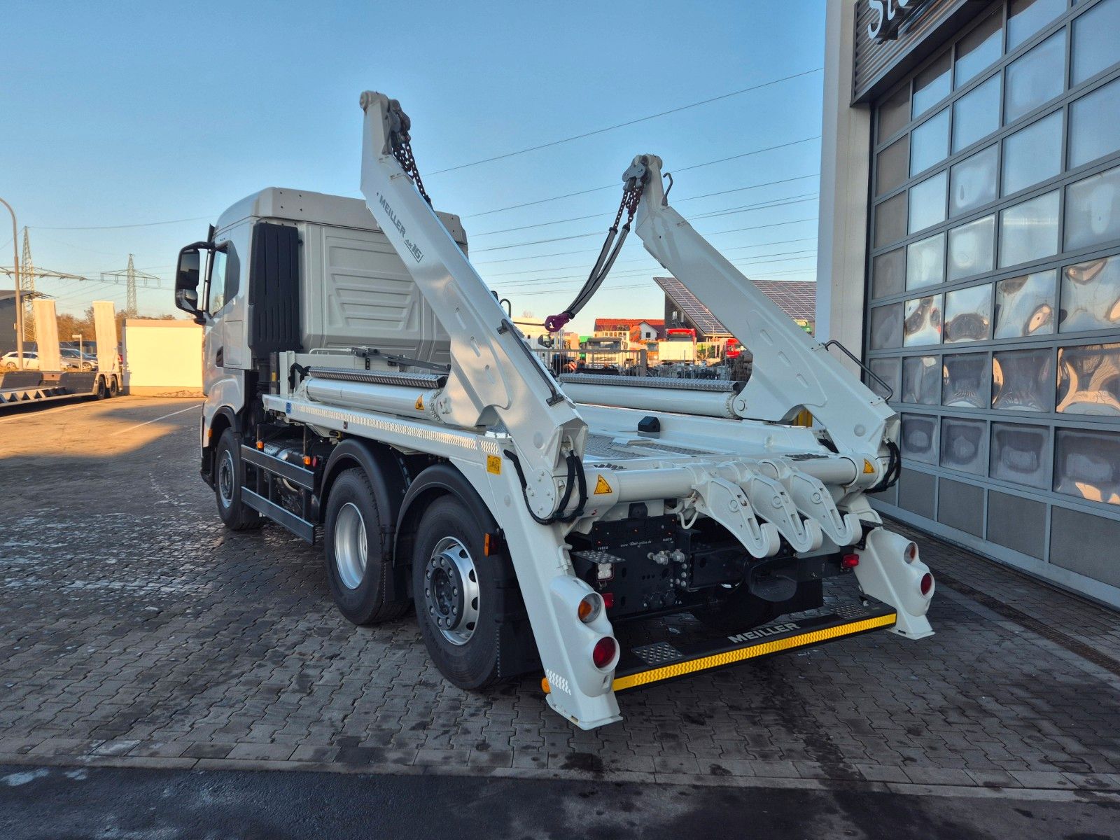 Fahrzeugabbildung Iveco X-Way 460 6x2 Absetzkipper Meiller AK16