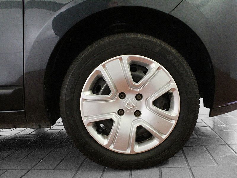 Fahrzeugabbildung Dacia Dokker 1.6 SCe 100 Laureate *Allwetterreifen*