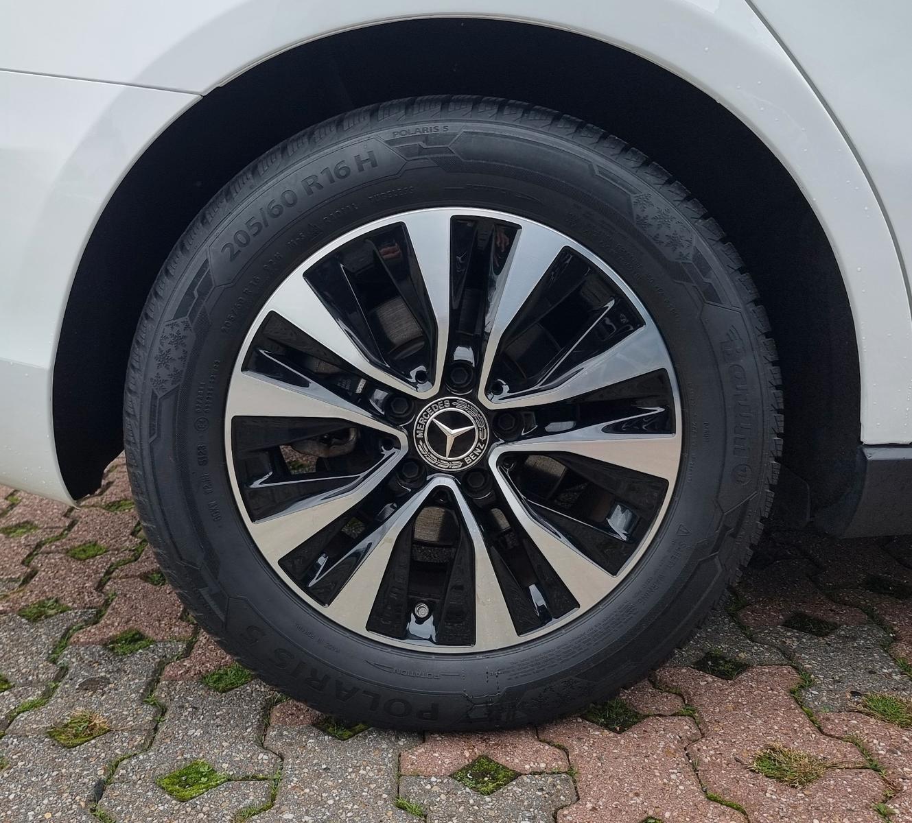 Mercedes-Benz A 180 Lim-48TKM-LEDER-KAMERA-GARANTIE-AUTOMATIK-