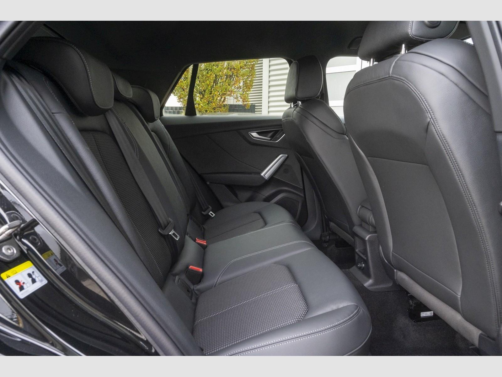 Audi Q2 S line 35 TFSI S-tronic Black*Matrix*comp. UP