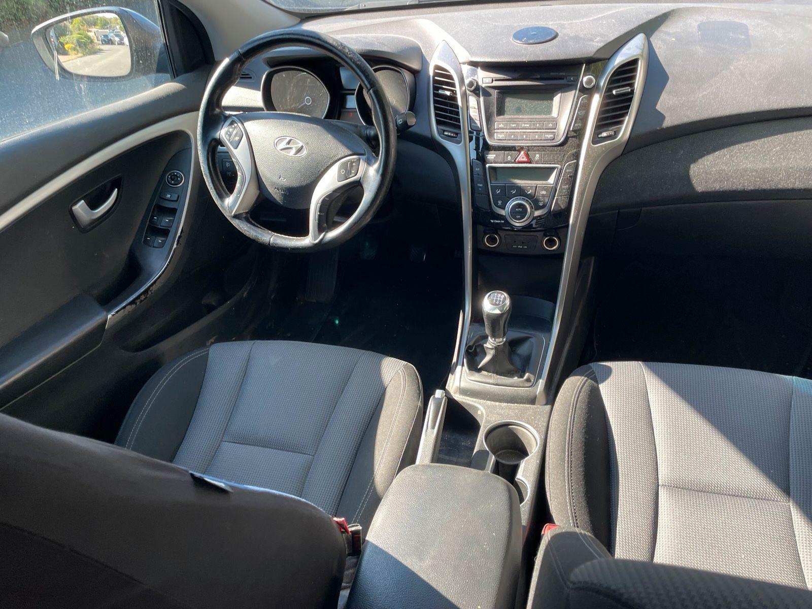 Hyundai i30 2013 — photo 7