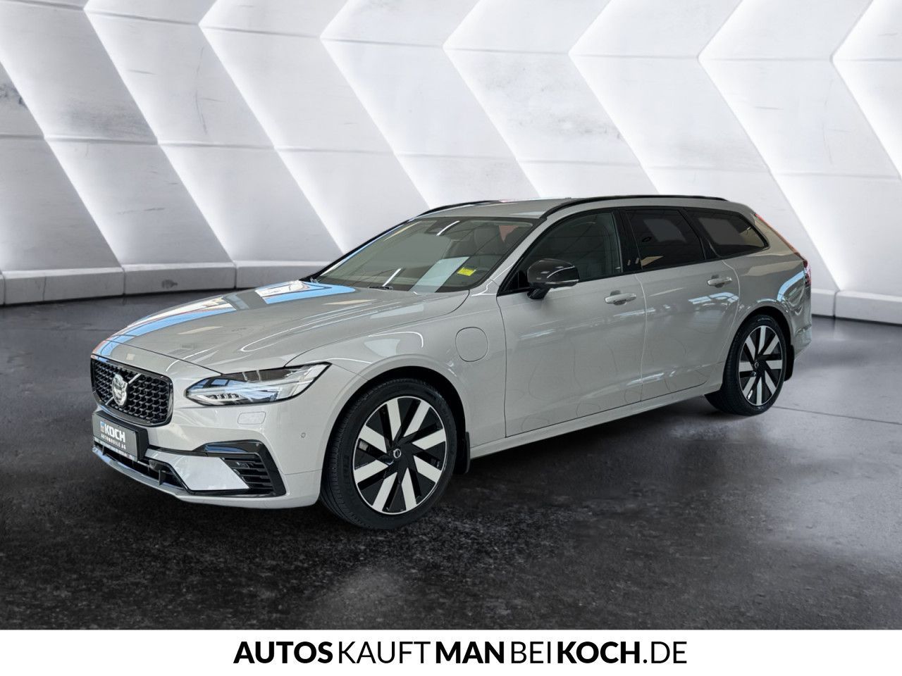 Volvo V90 T6 Plug-In AWD Plus Dark BLIS H/K 360° AHK imagem 2