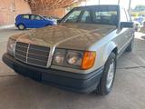 Mercedes-Benz E 230 W124 AUTOMATIK/H-KZ+Wertgutachten/SAMMLER - Mercedes-Benz: 230 W124 230e