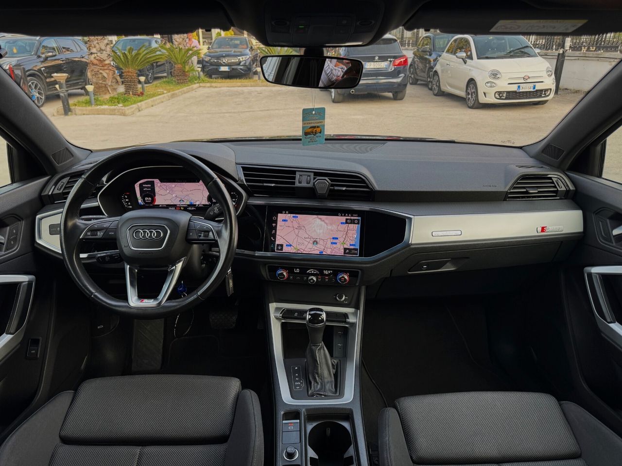 Audi Q3 40 TDI S line S tronic 200CV Quattro CAM imagem 2