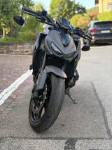 Kawasaki Z1000 ABS - KAWASAKI MOTORRAD