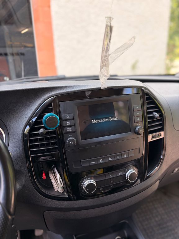 Image of Mercedes-Benz Vito