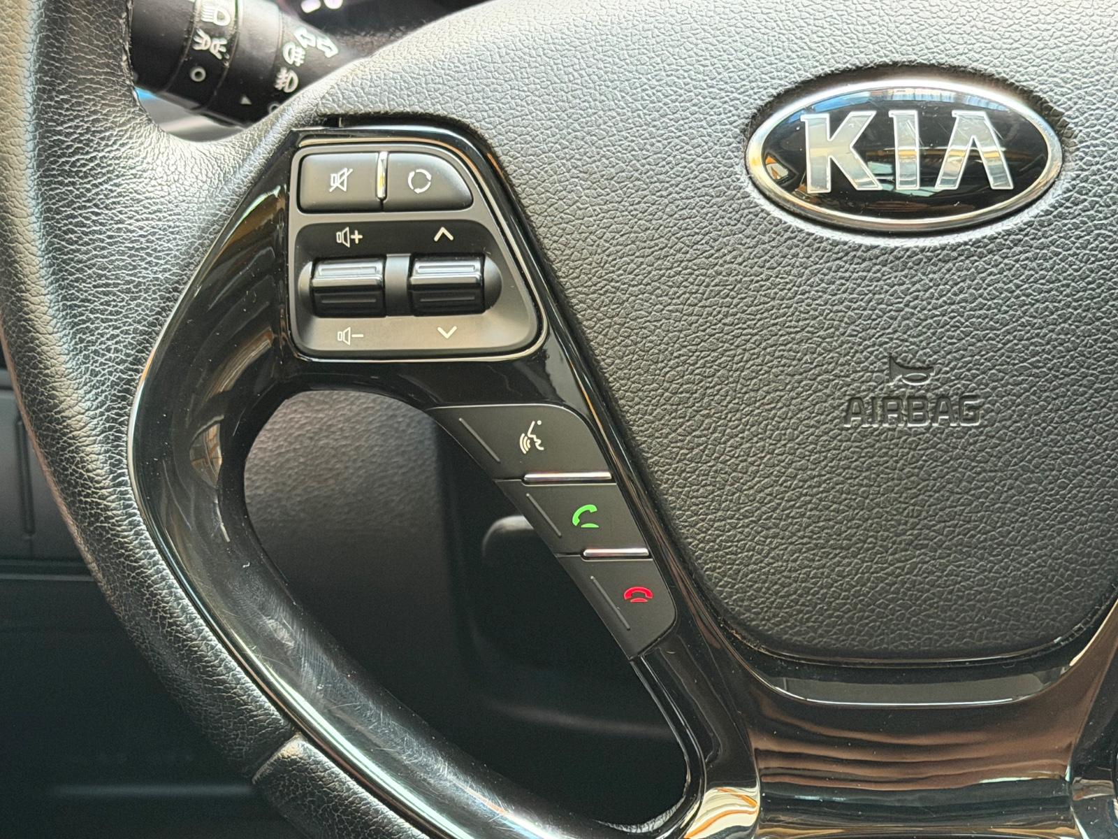 Kia Ceed Kombi Platinum Edition|Kamera|Xenon|LHZ|AHK
