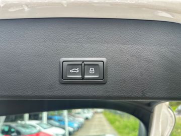 Audi A6 - 8