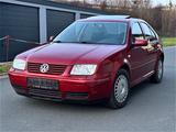 Volkswagen Bora 1.9 TDI Highline DPF Schiebedach 2. Hand - Volkswagen Bora: Highline