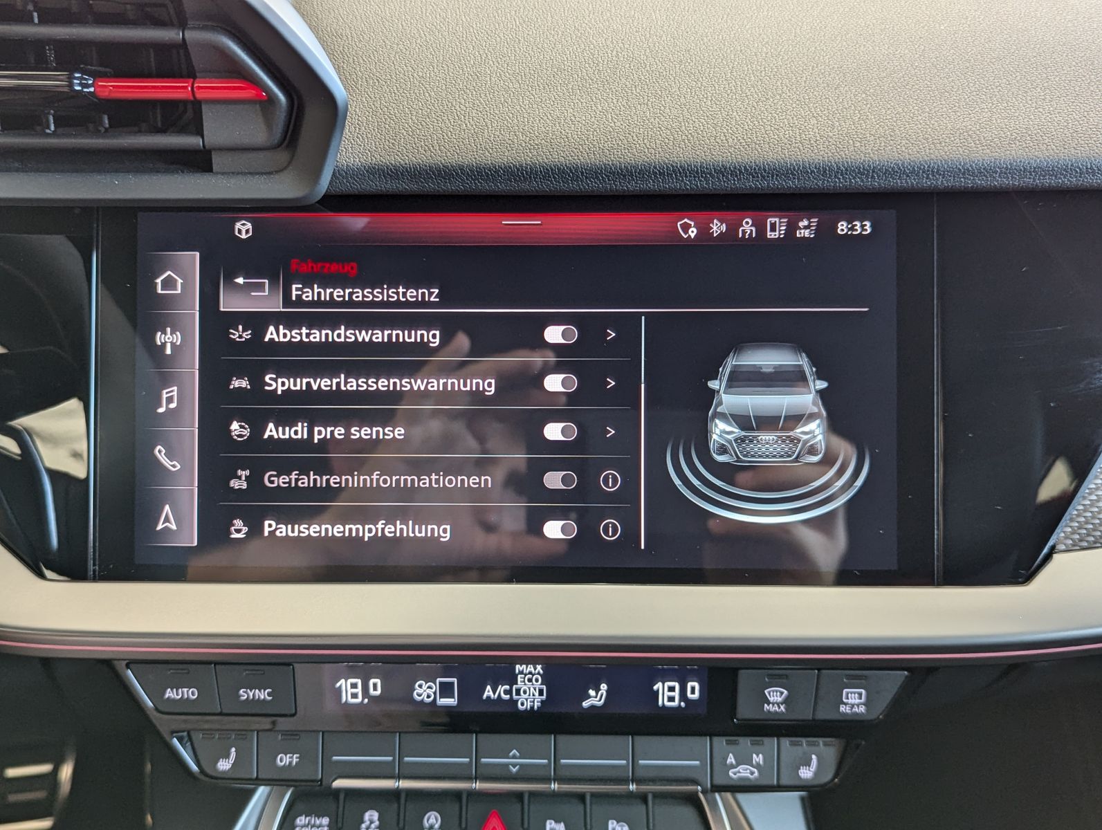 AUDI RS 3 2.5 TFSI quatt Matrix HUD Nappa Cam B&O 19" - Image 27