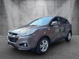 Hyundai ix35 2.0 CRDi 4WD/nur 104Tkm/ Sitzh/AHK/TOP!!! - Hyundai: Ix10