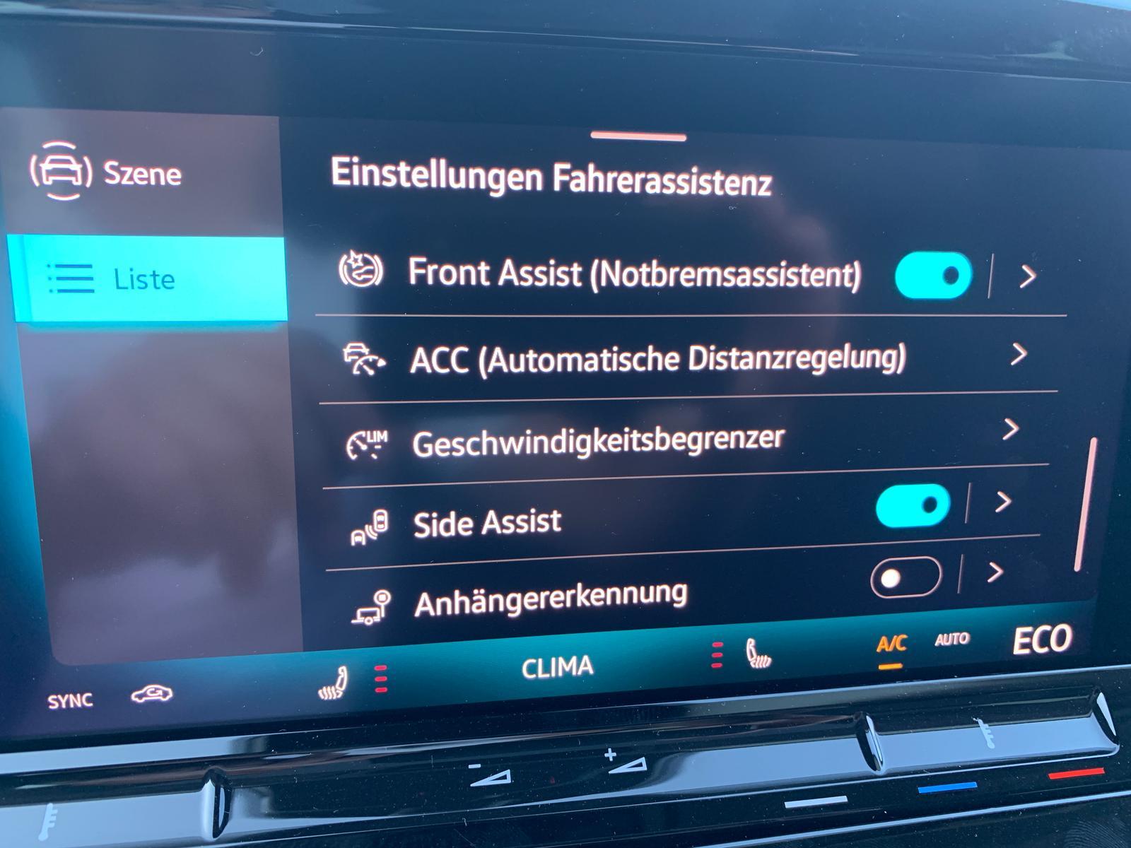 Volkswagen Caddy Maxi Style eHybrid AHK Panorama Kamera App