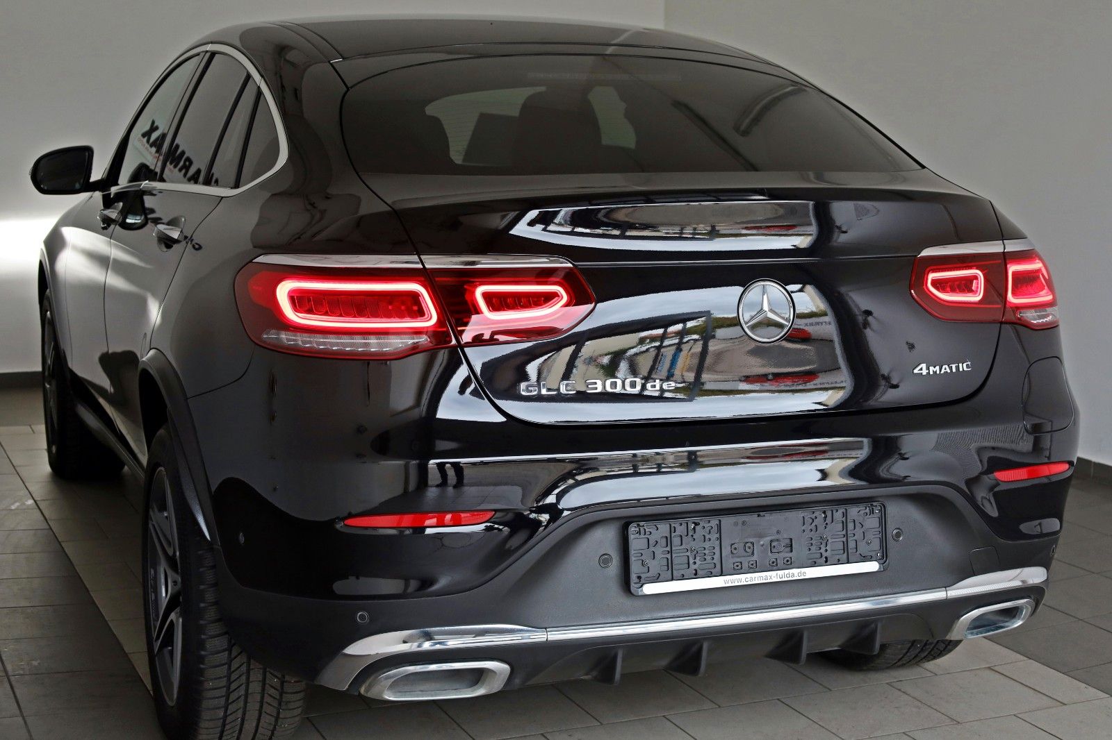 Fahrzeugabbildung Mercedes-Benz GLC 300 de Coupe 4Matic, AMG line,Navi,SH,Kamera