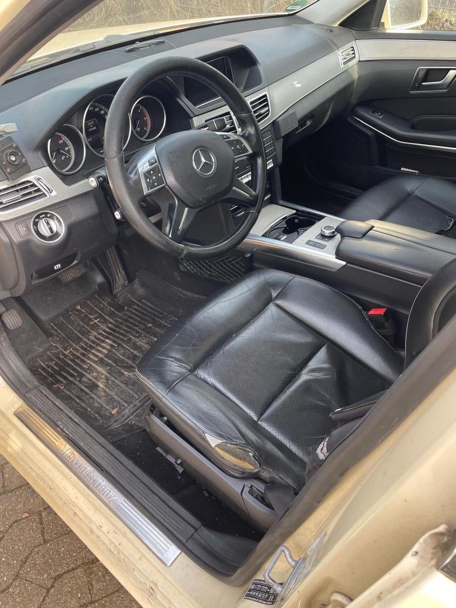 Mercedes-Benz E200 2015 — photo 8
