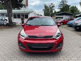 Kia Rio Spirit*1.Hand*Klima*Parkt*Lenkradheiz*TÜV - Kia Rio bis 5.000 Euro