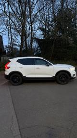 Volvo XC40 T5 AWD 360 ACC Momentum Black Harman Kardon - Volvo XC40 in Mönchengladbach
