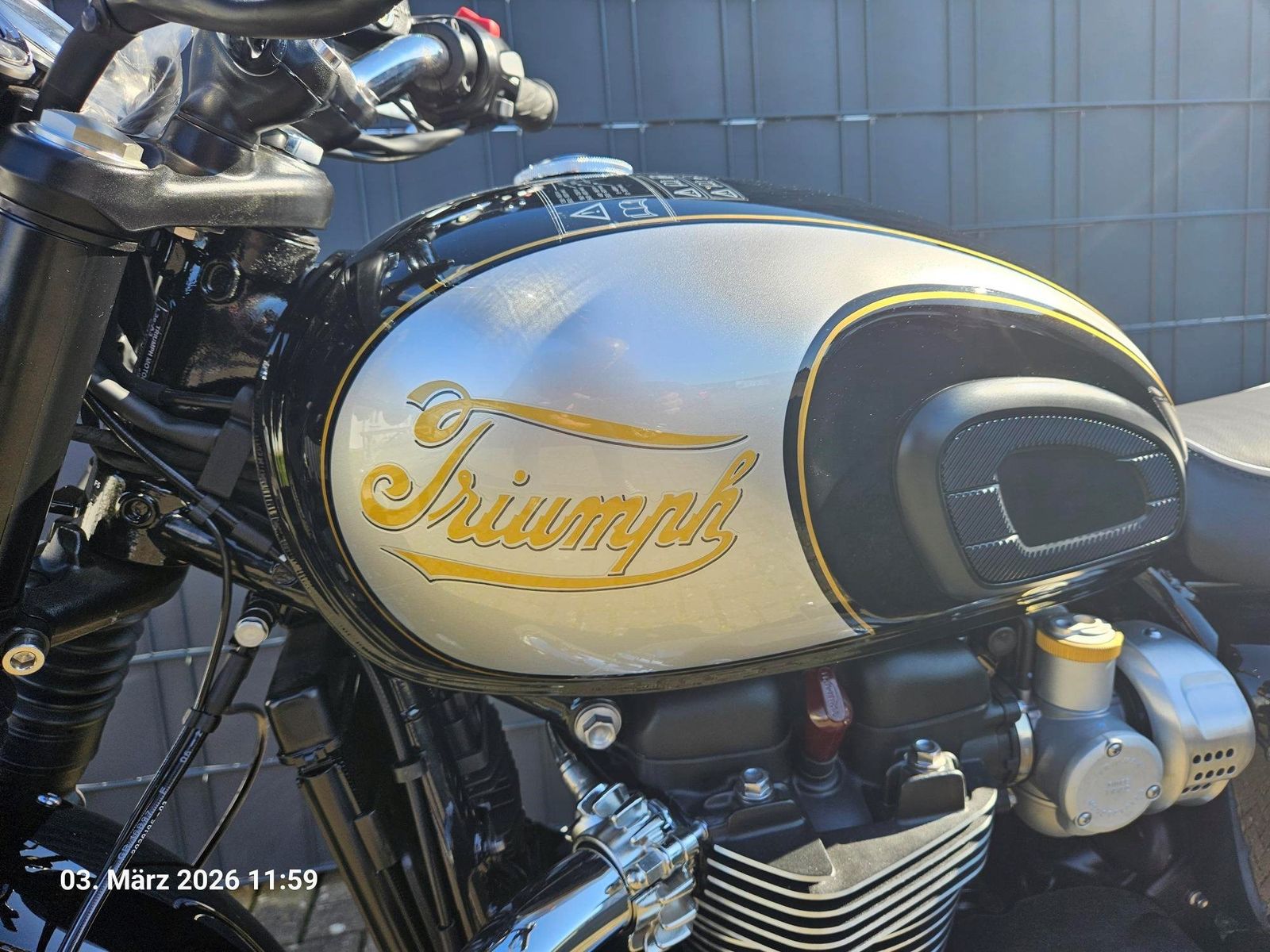 Fahrzeugabbildung Triumph Bonneville T120 Icon Edition